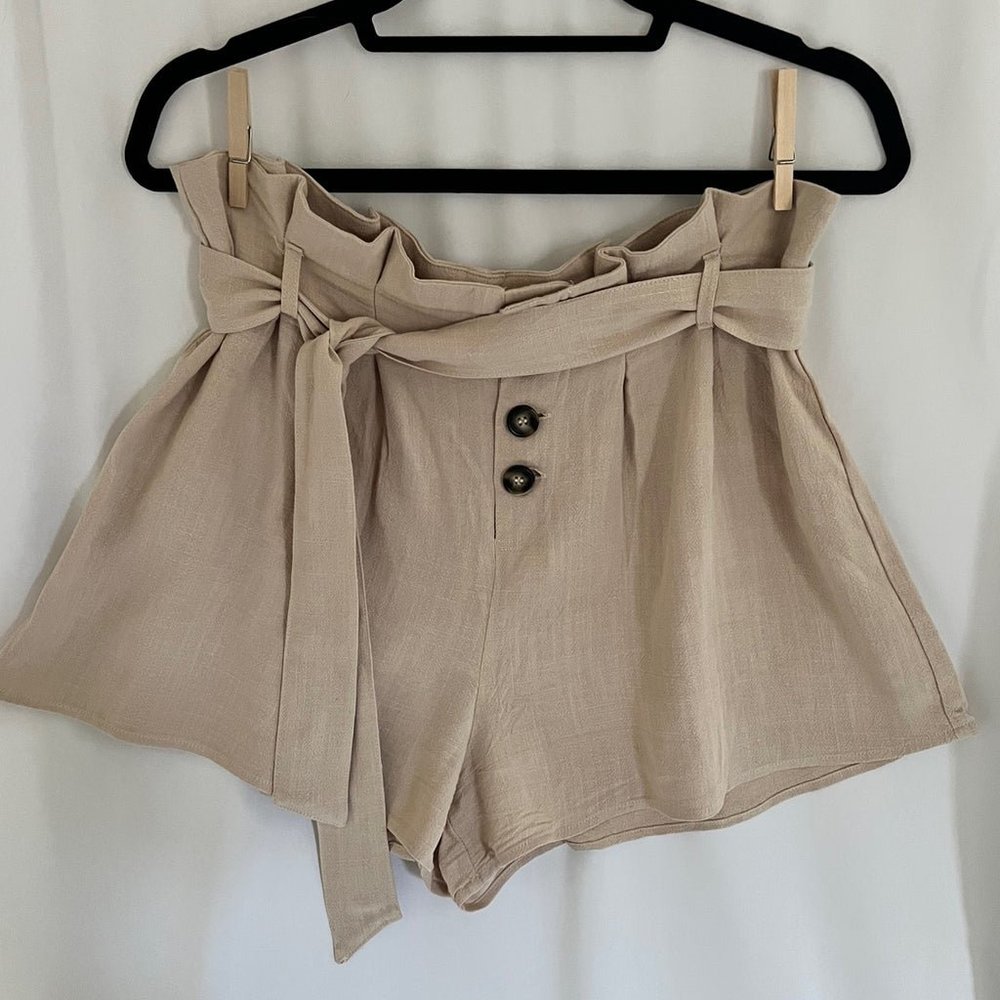 Mustard Seed Linen Paper Bag Shorts NWOT